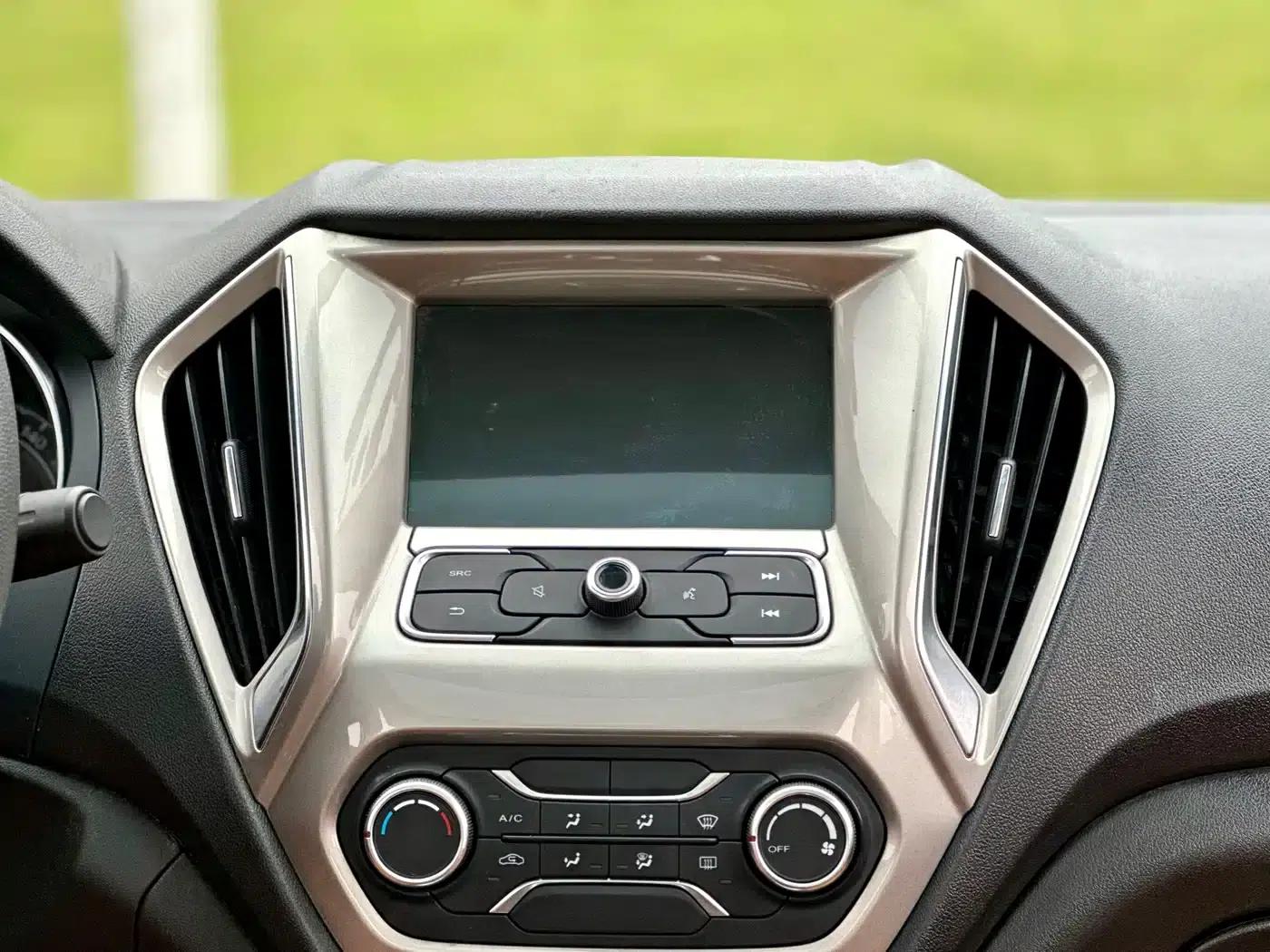 2016 Ford GT 1.5T Automatic Value Luxury Edition — миниатюра 42