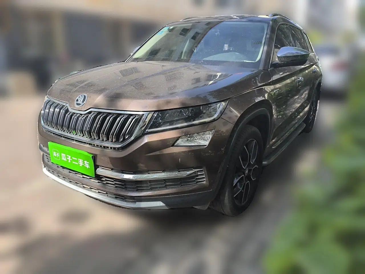 Skoda Kodiaq 2018 Restyled TSI330 7-Seater Two-Wheel Drive Luxury Enjoyment Edition — миниатюра 1