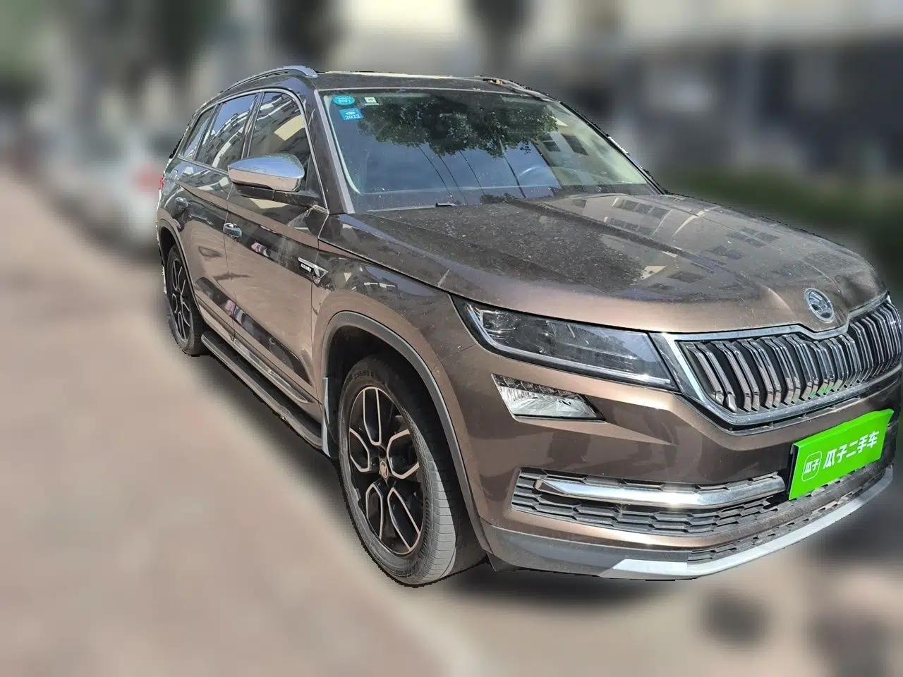 Skoda Kodiaq 2018 Restyled TSI330 7-Seater Two-Wheel Drive Luxury Enjoyment Edition — миниатюра 3