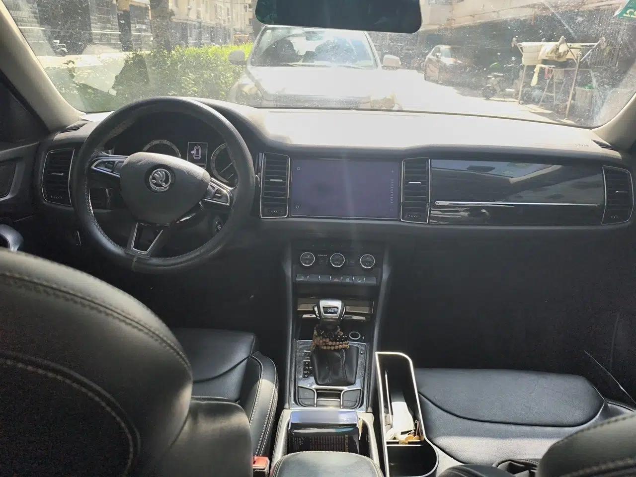 Skoda Kodiaq 2018 Restyled TSI330 7-Seater Two-Wheel Drive Luxury Enjoyment Edition — миниатюра 10
