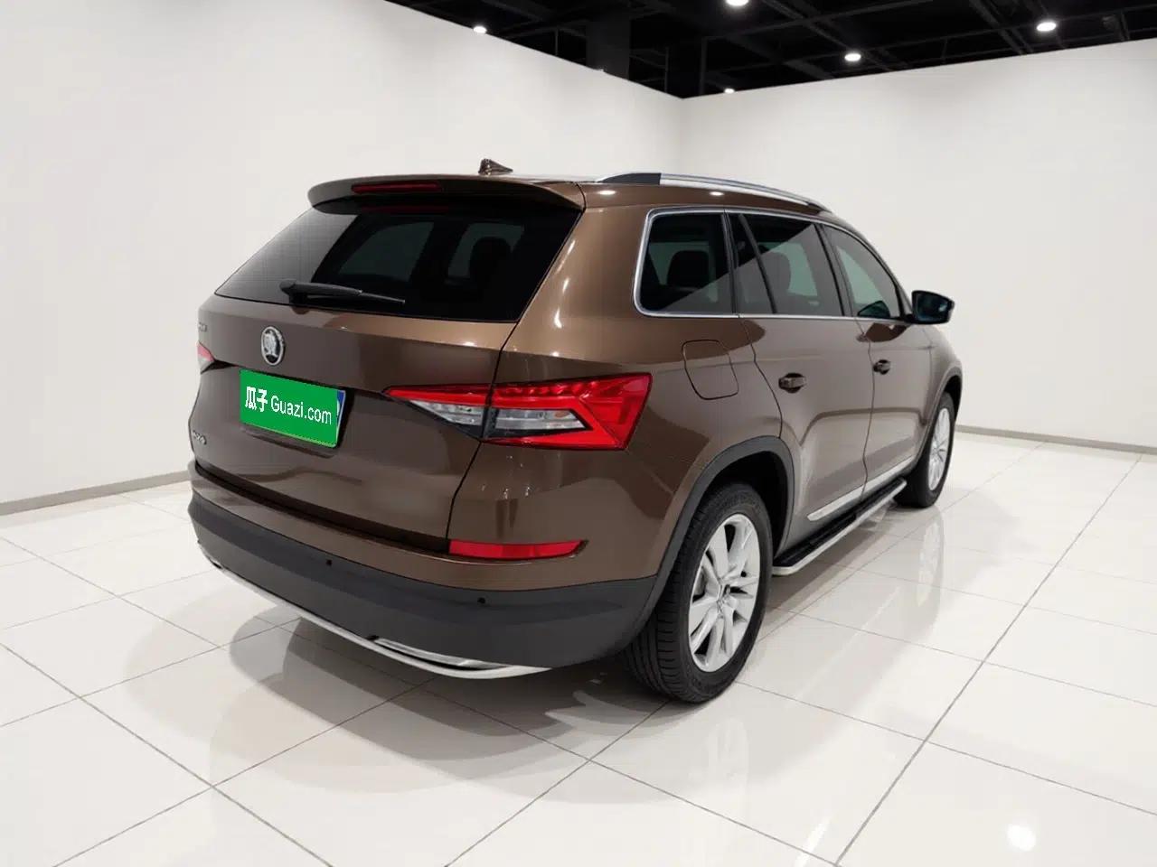 Skoda Kodiaq 2017 TSI330 7-Seater Two-Wheel-Drive Luxury Tech Edition — миниатюра 6