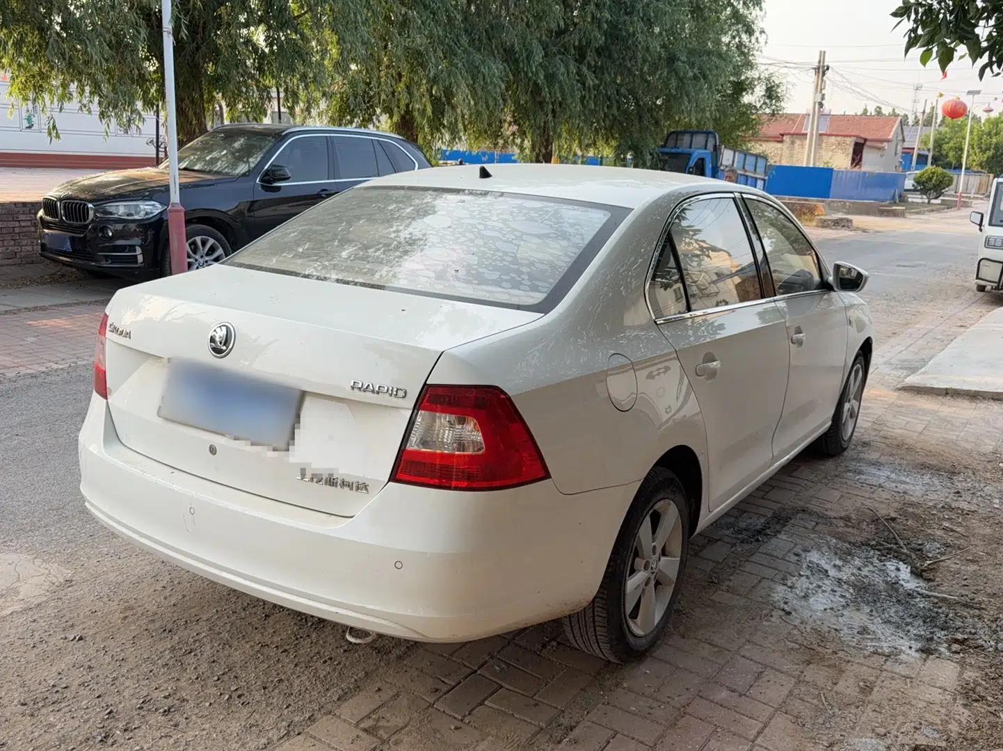 Skoda Rapid 2016 1.4L Manual Trend Edition — миниатюра 4