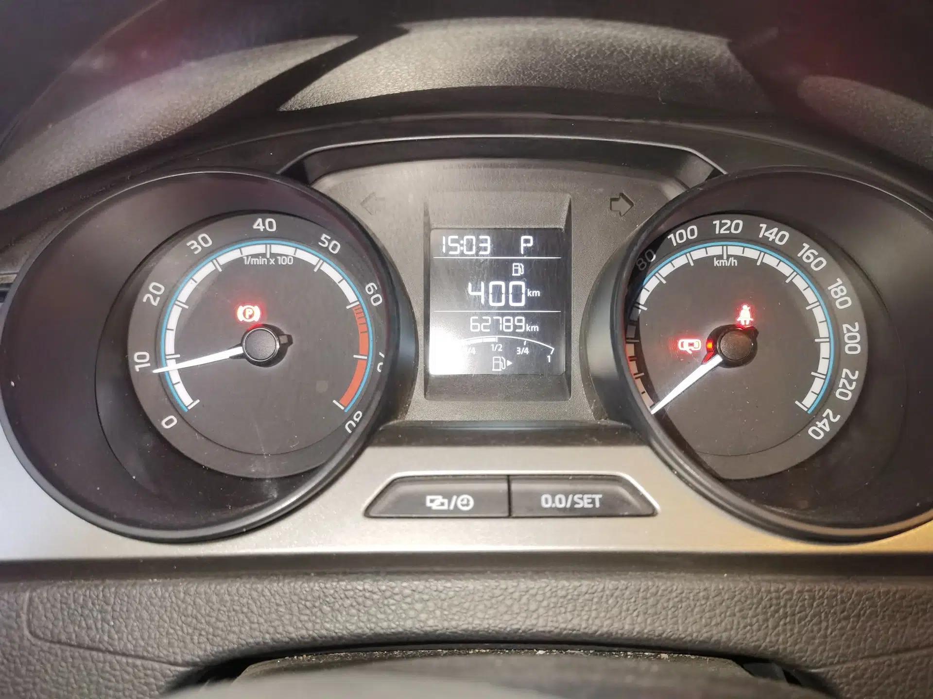 Skoda Rapid 2020 1.5L Automatic Standard Edition — миниатюра 13