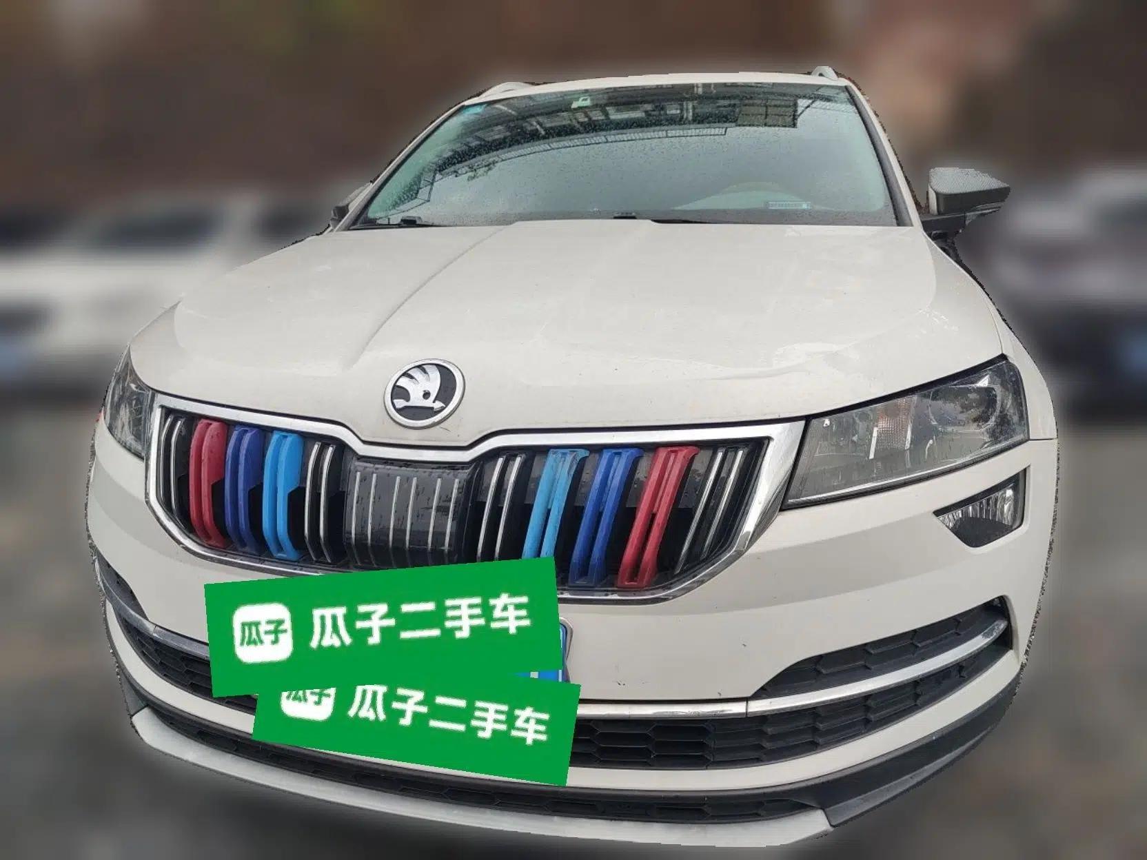 Skoda Karoq 2019 TSI280 SmartDrive Luxury Edition China V Standard — миниатюра 2