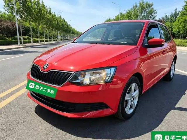 Skoda Fabia 2017 1.4L Automatic Car Enjoy Edition