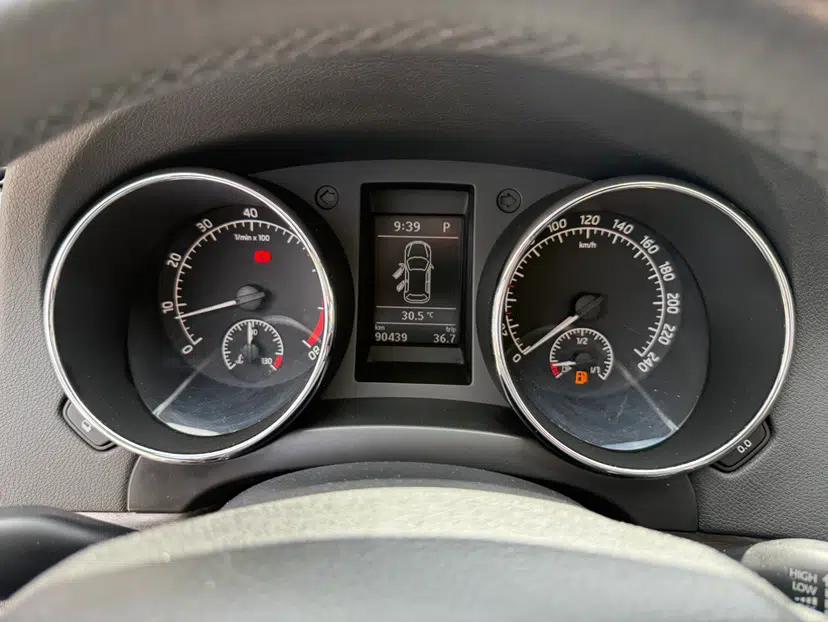 Skoda Yeti 2014 1.4TSI DSG All-Wheel Drive Version — миниатюра 18