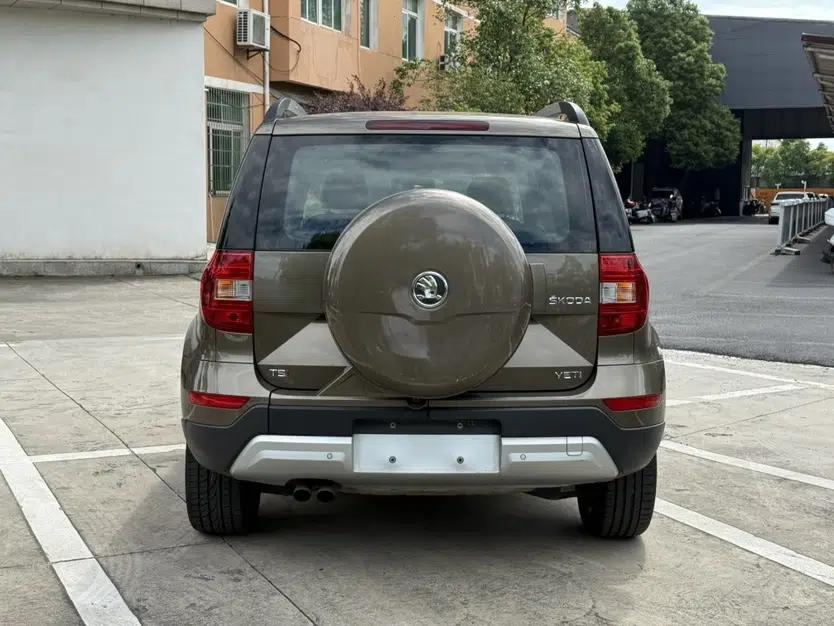 Skoda Yeti 2014 1.4TSI DSG All-Wheel Drive Version — миниатюра 10