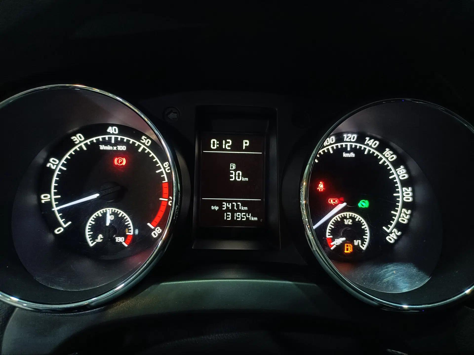Skoda Yeti 2016 1.4TSI DSG Advanced Edition — миниатюра 14