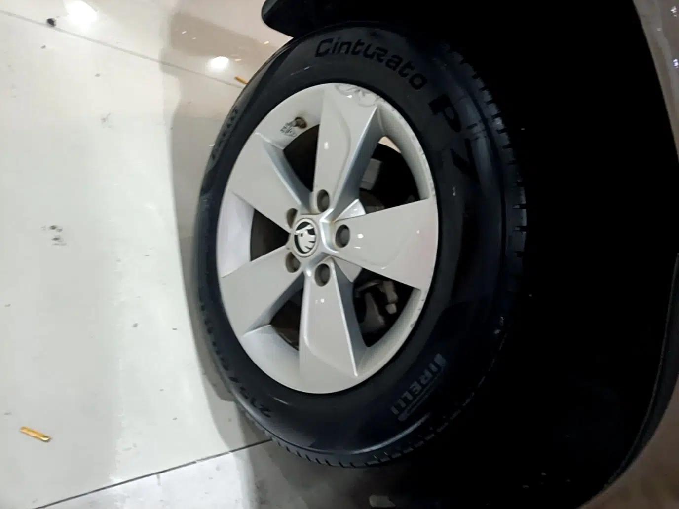 Skoda Yeti 2016 1.4TSI DSG Advanced Edition — миниатюра 10