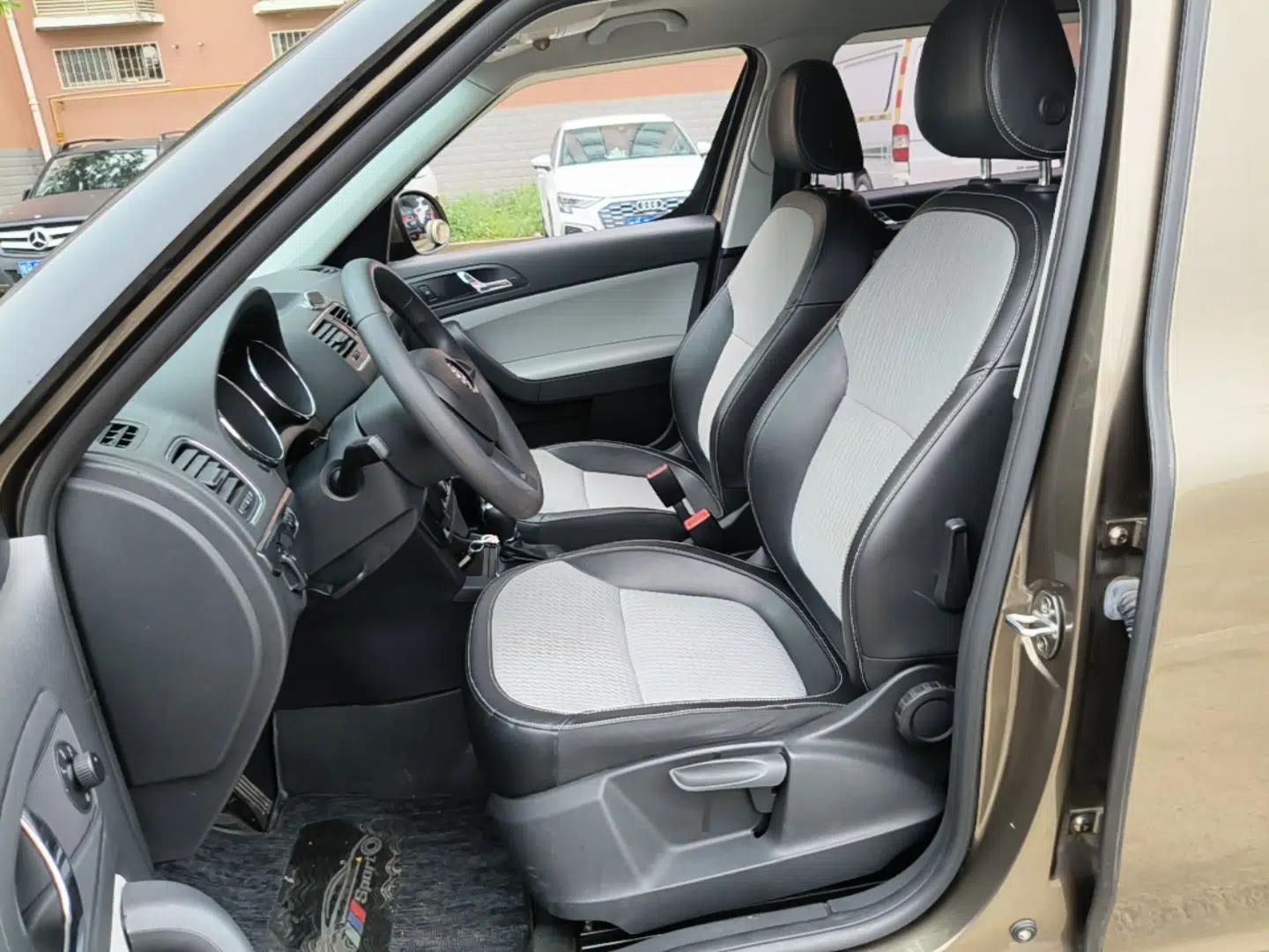 Skoda Yeti 2017 TSI280 DSG Advanced Edition — миниатюра 18