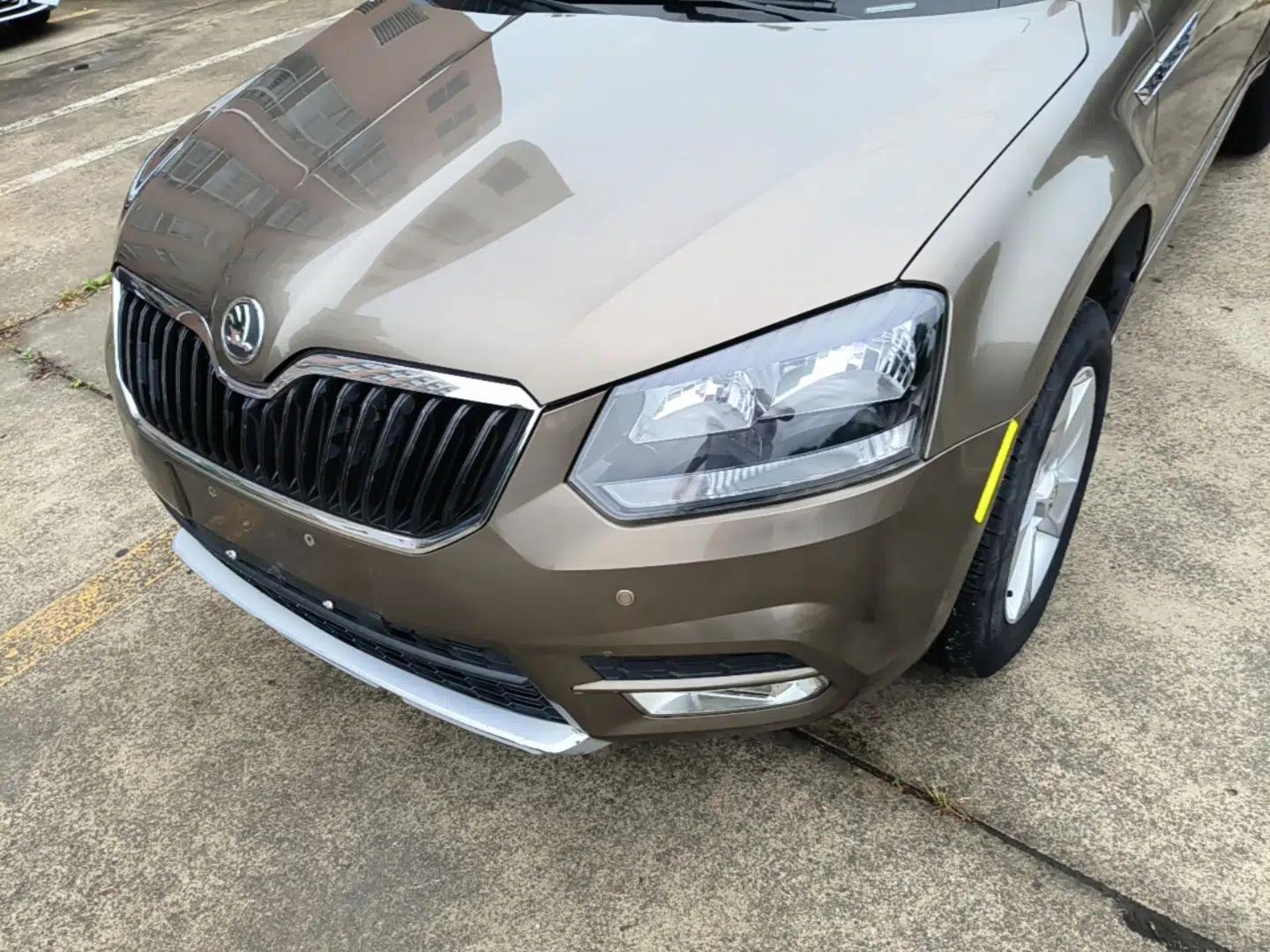 Skoda Yeti 2017 TSI280 DSG Advanced Edition — миниатюра 9