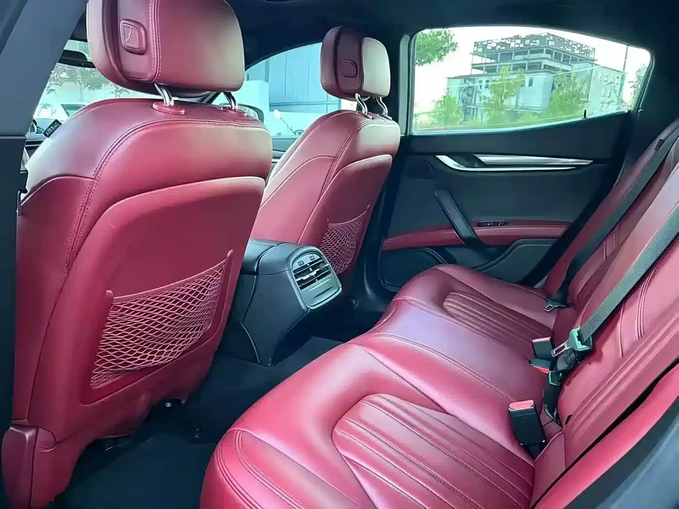 2017 Ghibli 3.0T Standard Edition — миниатюра 15