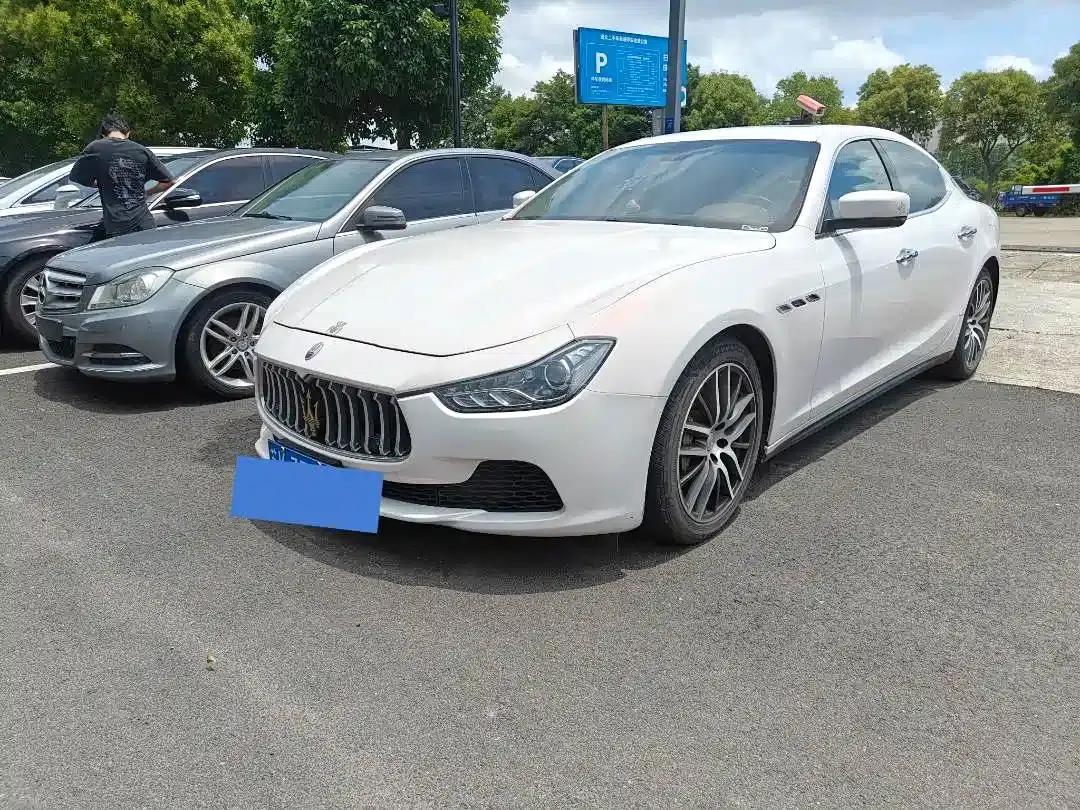2014 Ghibli 3.0T Standard Edition — миниатюра 1