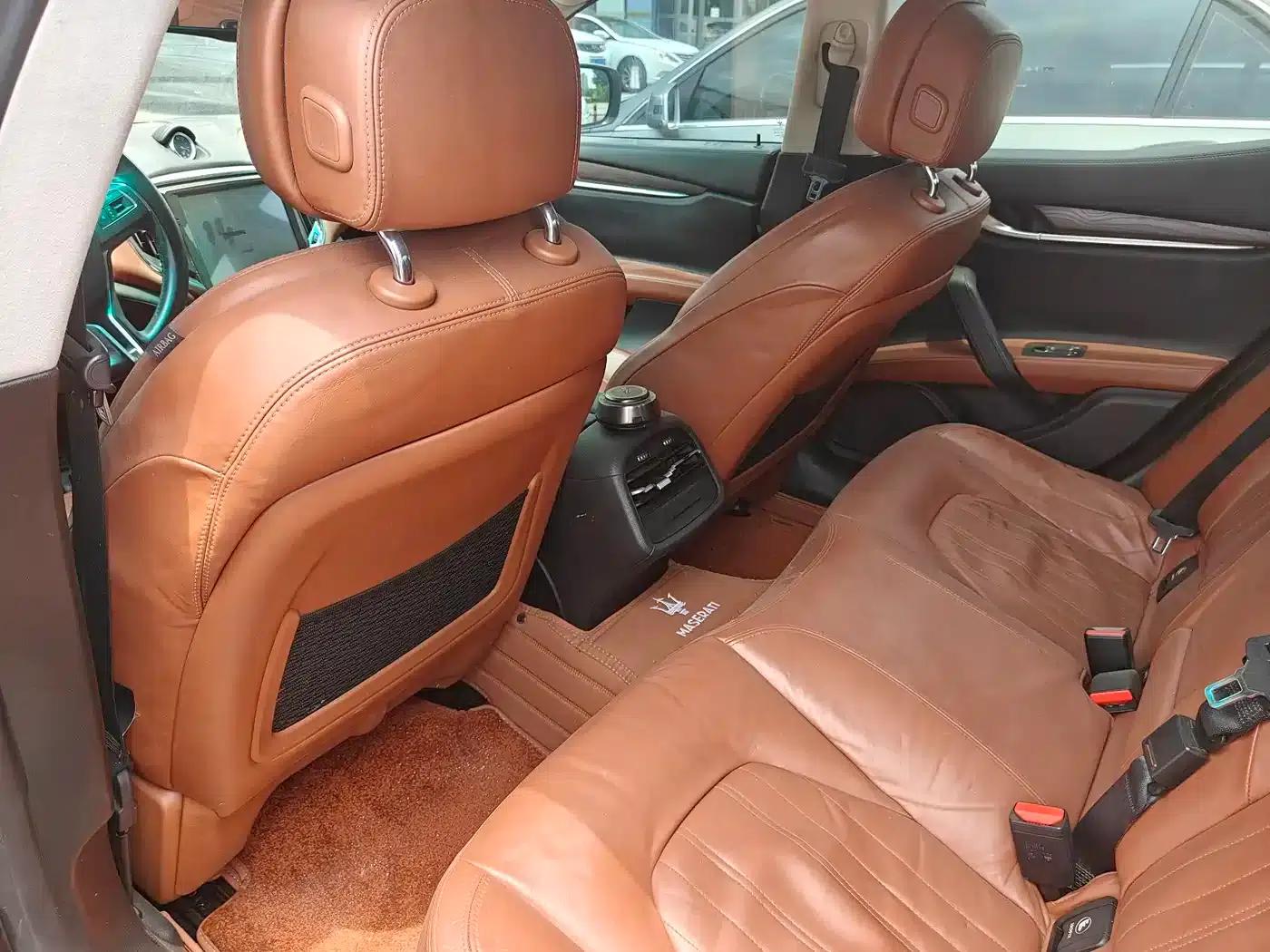 2014 Ghibli 3.0T Standard Edition — миниатюра 8