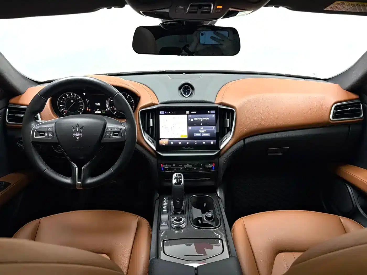 2021 Ghibli 2.0T Edge Edition — миниатюра 7
