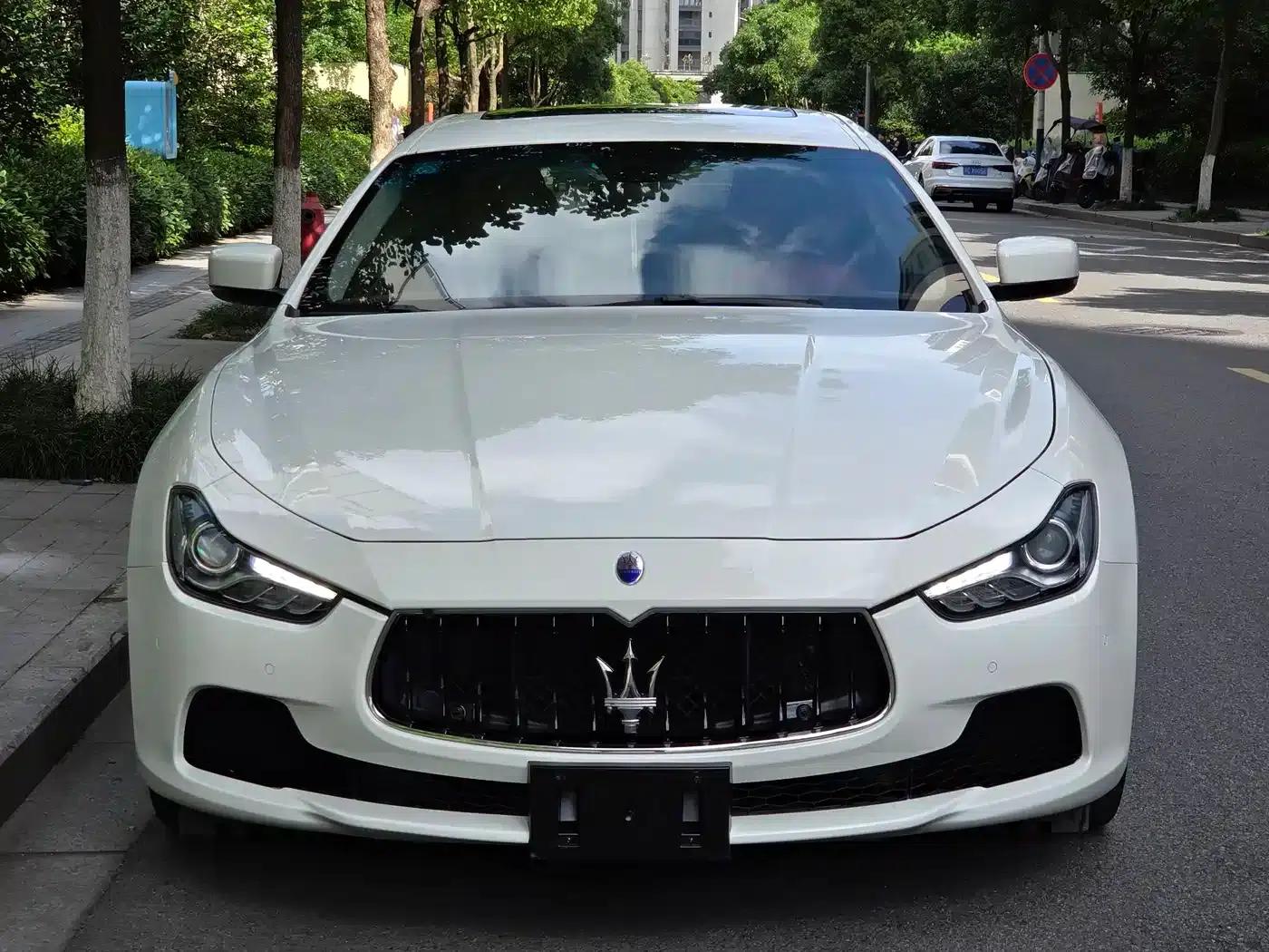 2014 Ghibli 3.0T Standard Edition — миниатюра 2