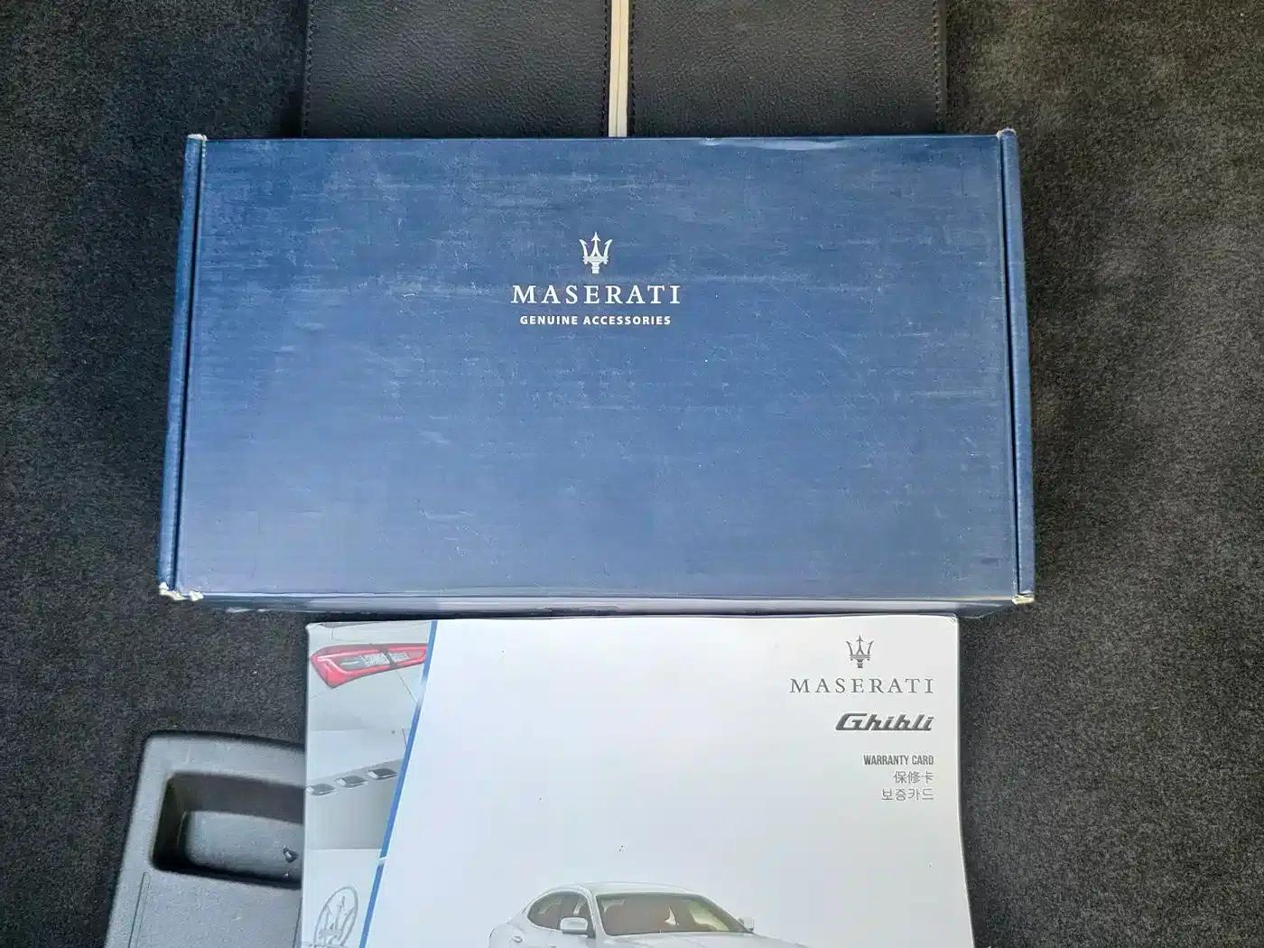 2014 Ghibli 3.0T Standard Edition — миниатюра 11