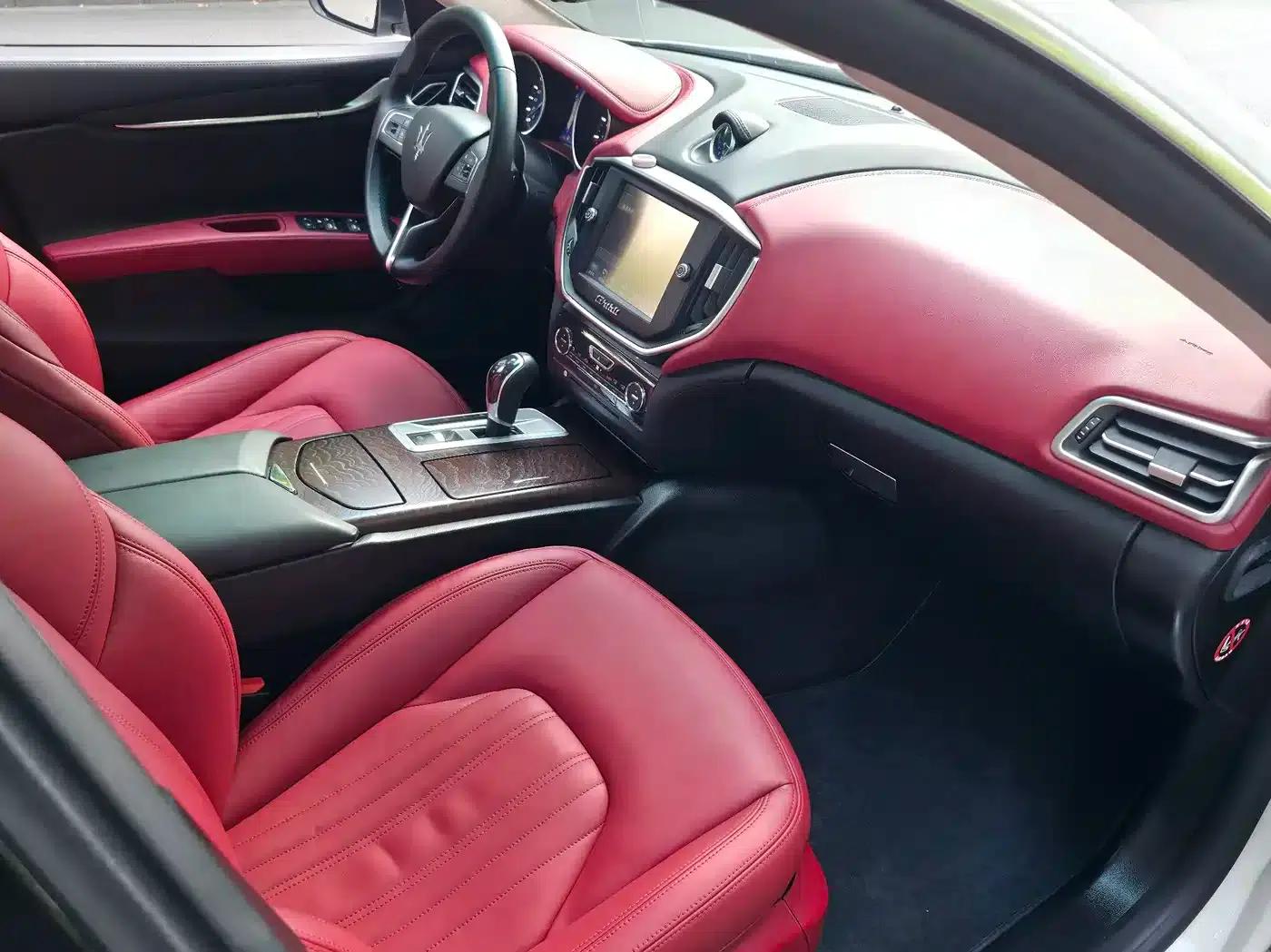 2014 Ghibli 3.0T Standard Edition — миниатюра 13
