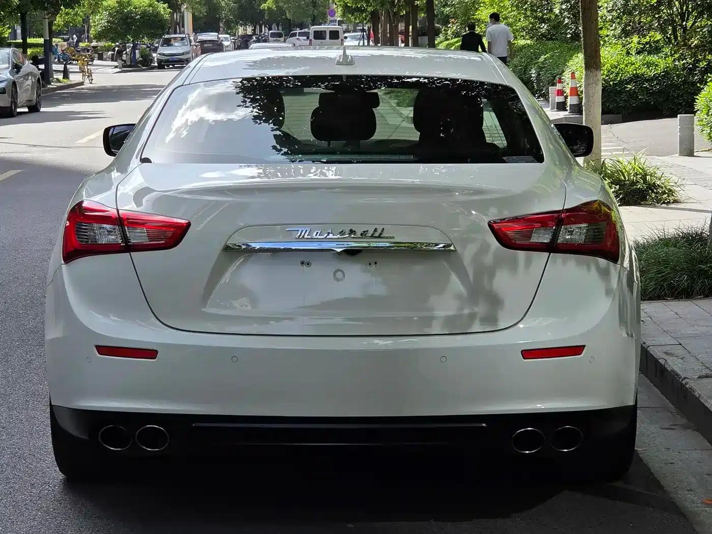 2014 Ghibli 3.0T Standard Edition — миниатюра 5