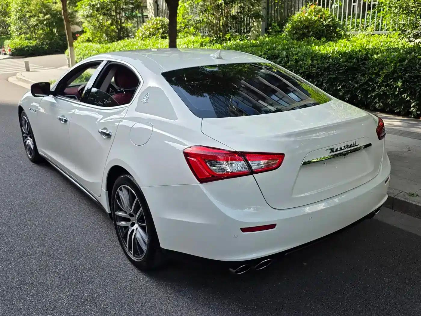 2014 Ghibli 3.0T Standard Edition — миниатюра 10