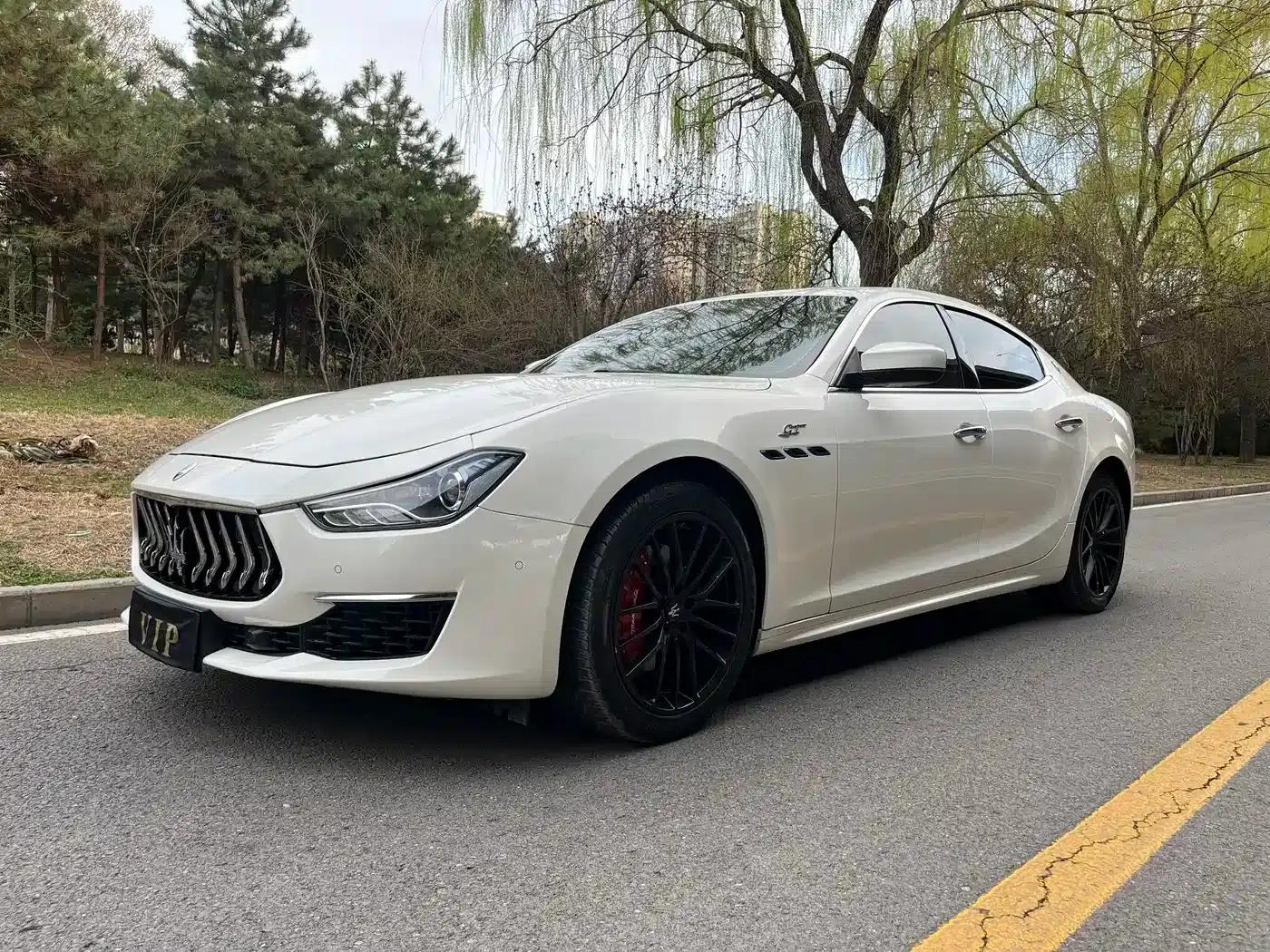 2022 Ghibli 2.0T GT Sport Edition — миниатюра 1