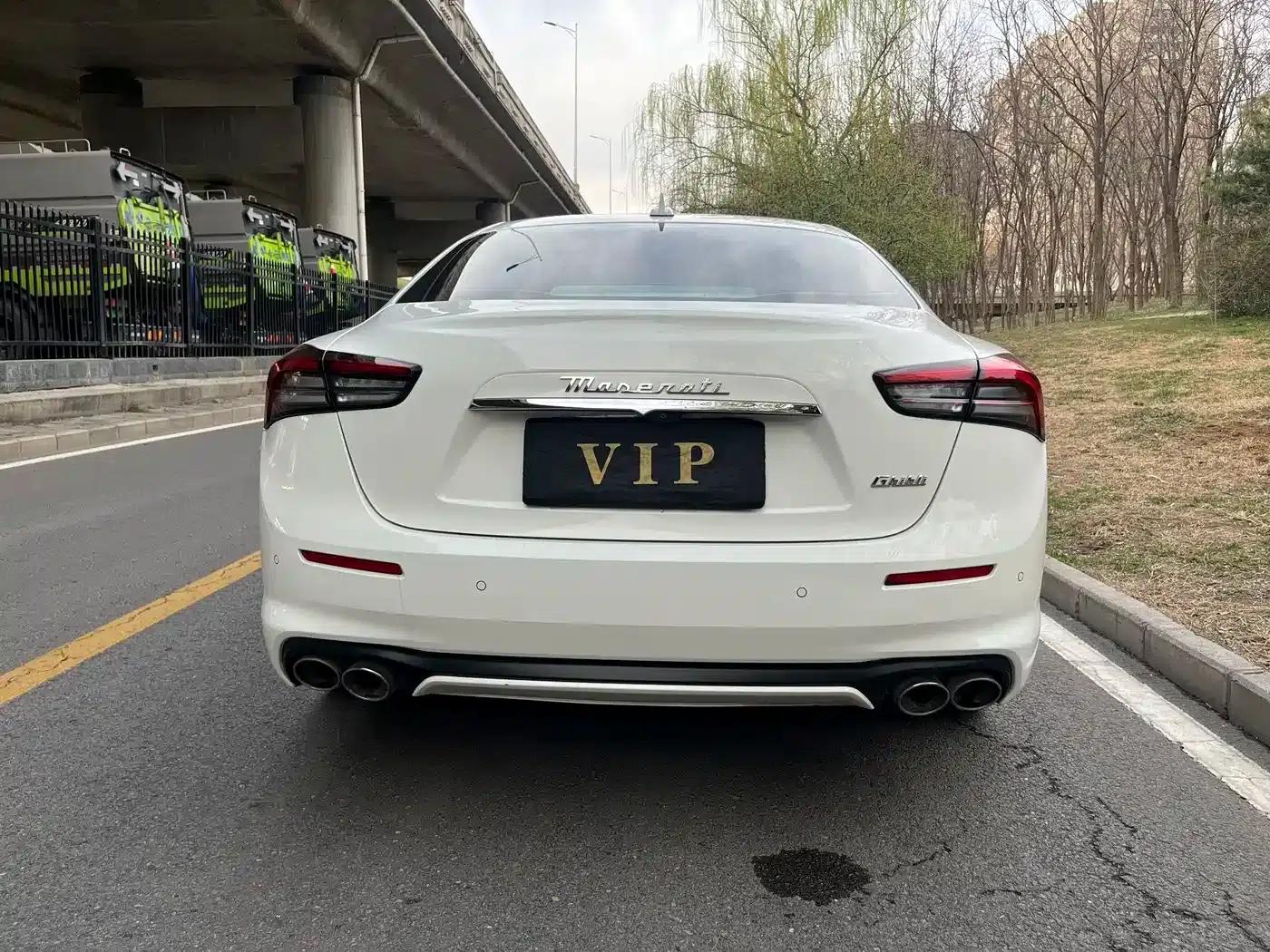 2022 Ghibli 2.0T GT Sport Edition — миниатюра 6