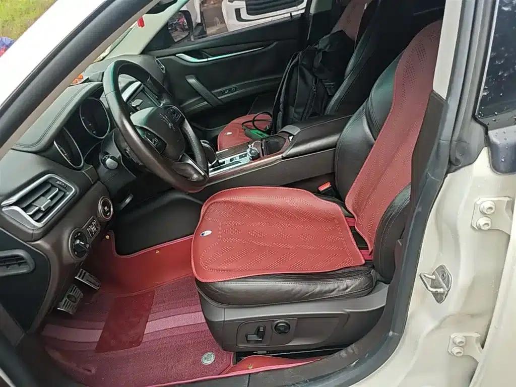 2014 Ghibli 3.0T Standard Edition — миниатюра 15
