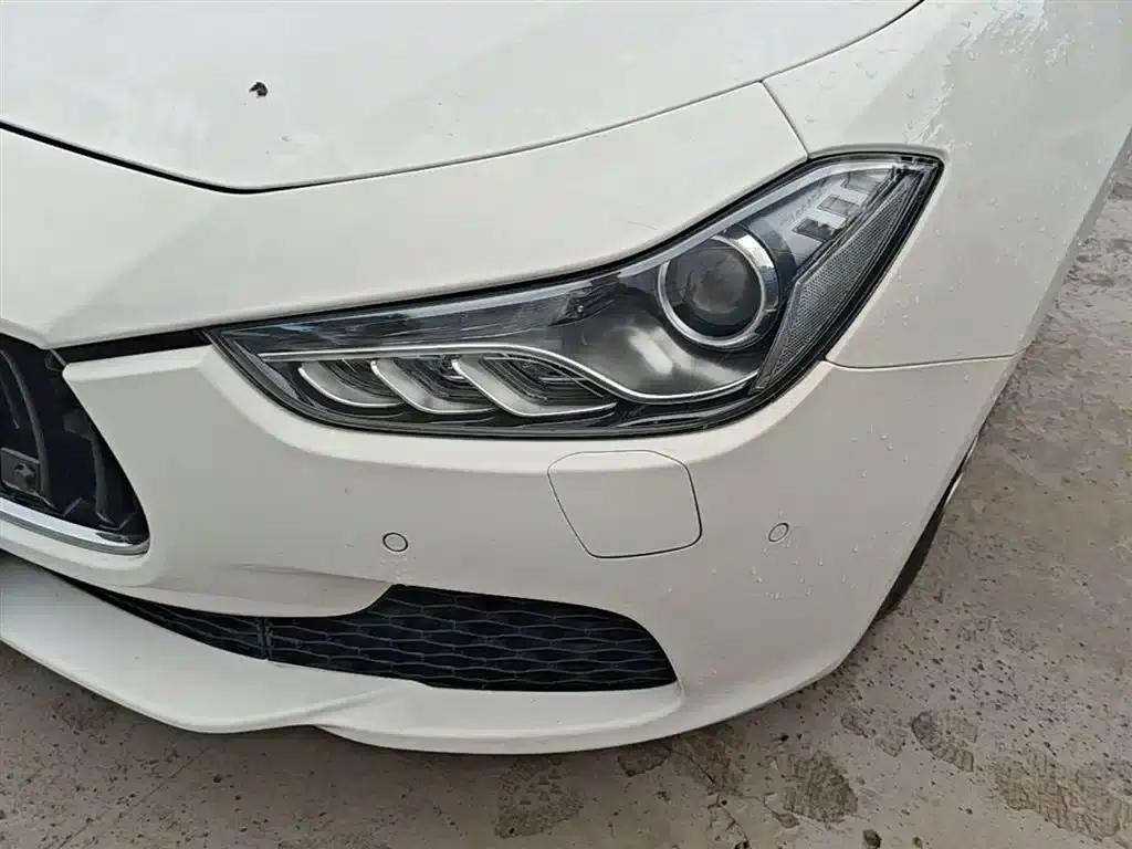 2014 Ghibli 3.0T Standard Edition — миниатюра 24