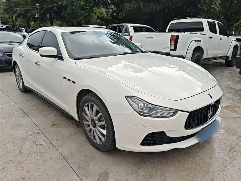 2014 Ghibli 3.0T Standard Edition — миниатюра 4