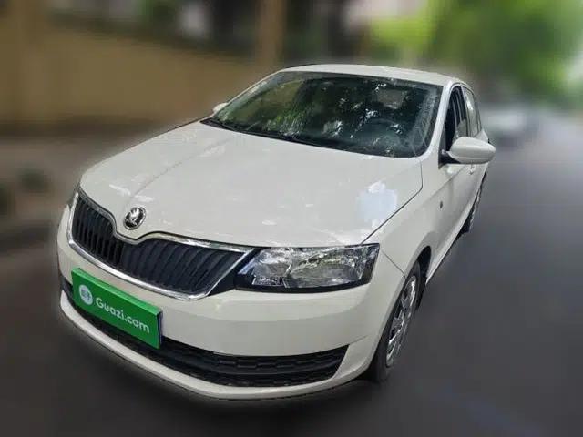Skoda Rapid Spaceback 2014 1.6L Manual Enjoyment Edition