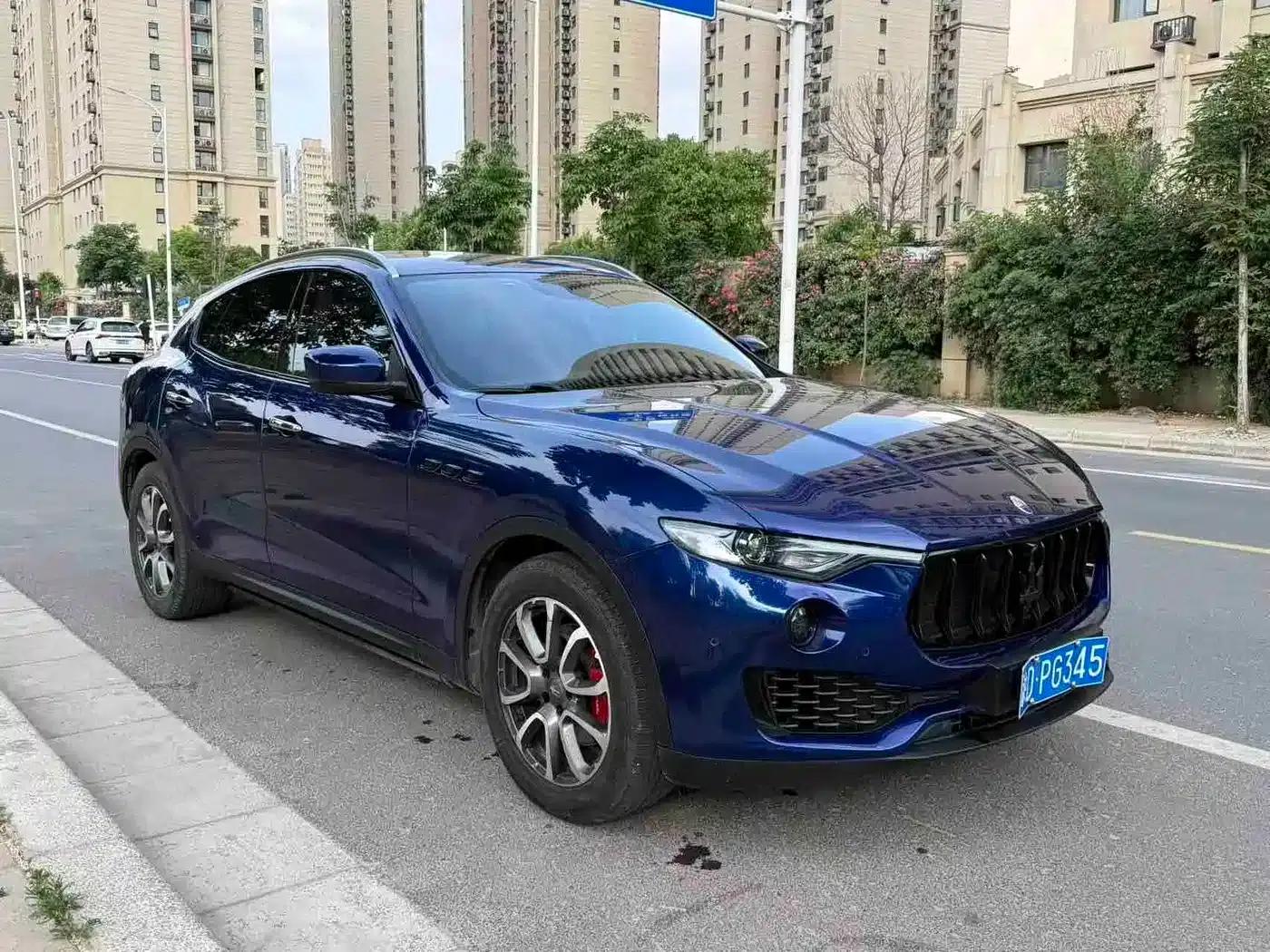 2016 Levante 3.0T Standard Edition — миниатюра 3
