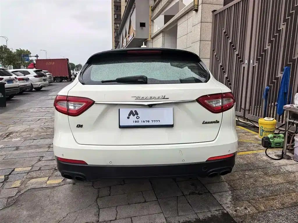 2018 Levante 3.0T Classic Edition — миниатюра 5