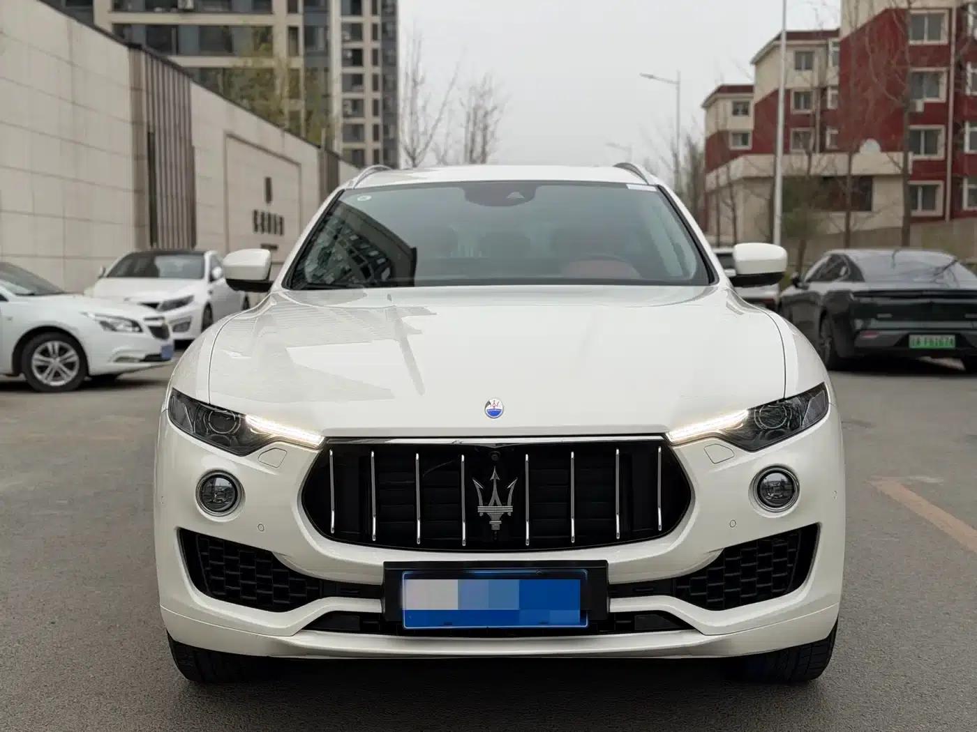 2016 Levante 3.0T Standard Edition — миниатюра 2