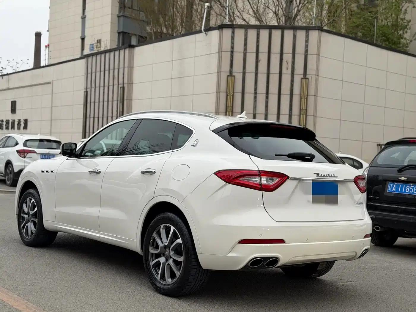 2016 Levante 3.0T Standard Edition — миниатюра 6