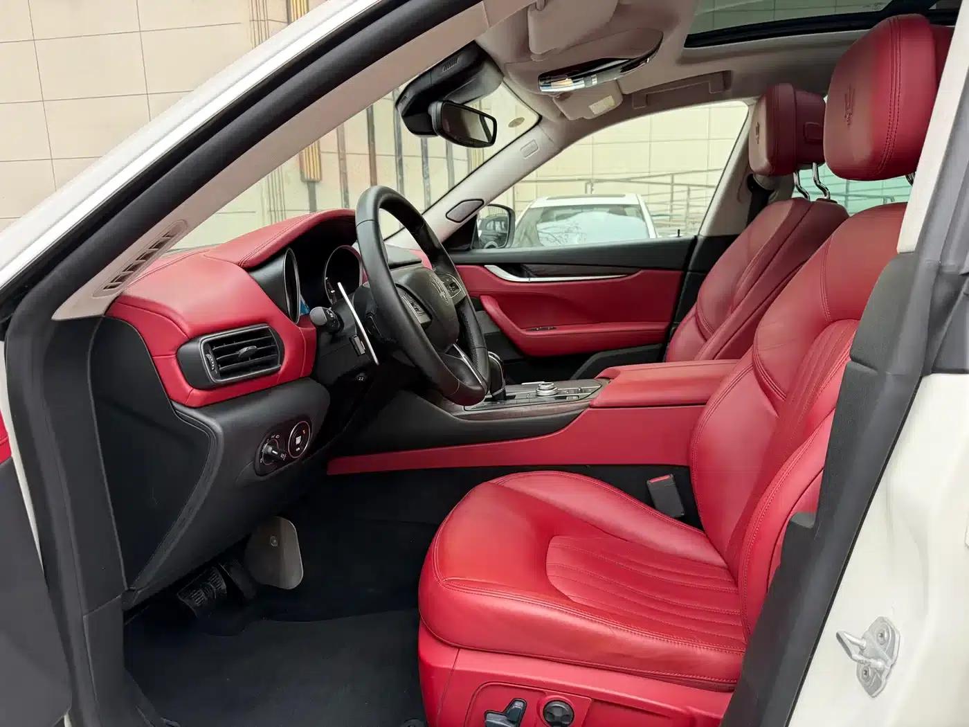 2016 Levante 3.0T Standard Edition — миниатюра 8