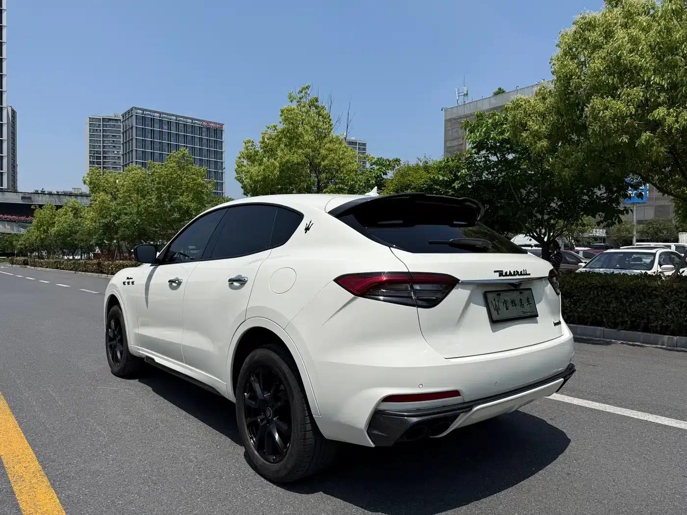 2021 Levante 3.0T Standard Edition — миниатюра 8