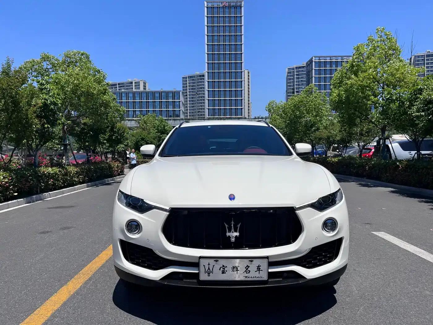 2021 Levante 3.0T Standard Edition — миниатюра 2