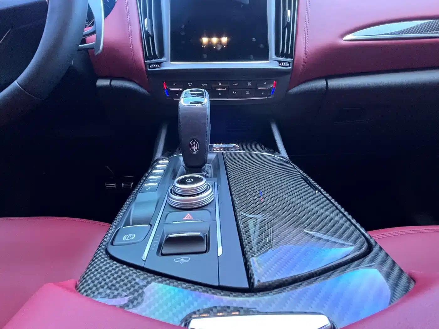 2021 Levante 3.0T Standard Edition — миниатюра 6