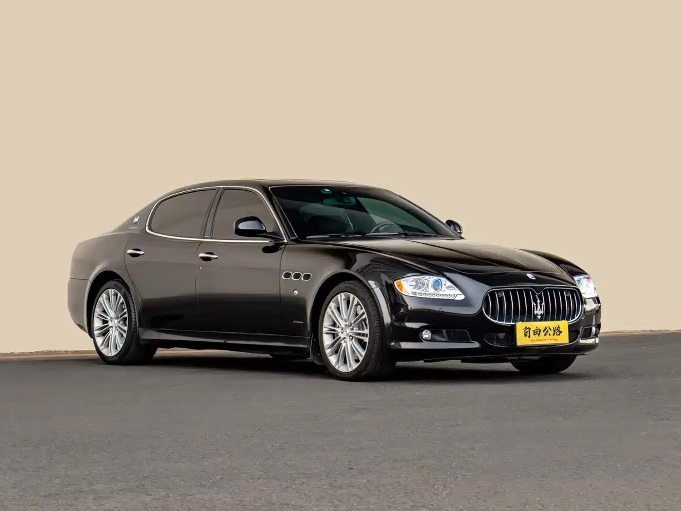2010 Quattroporte 4.7L Executive Edition — миниатюра 4