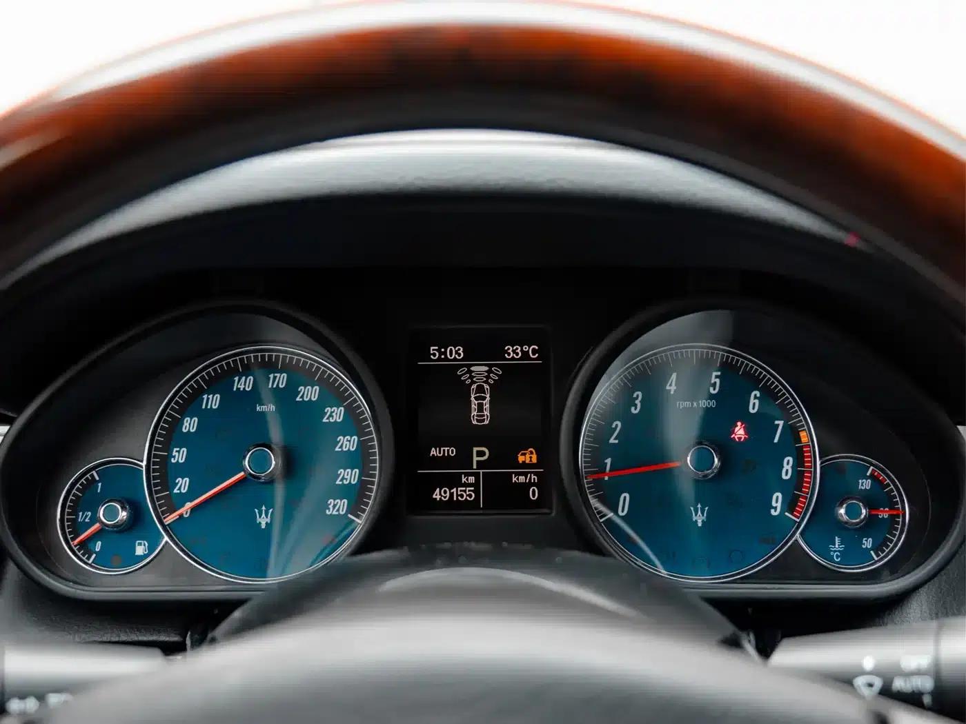 2010 Quattroporte 4.7L Executive Edition — миниатюра 10