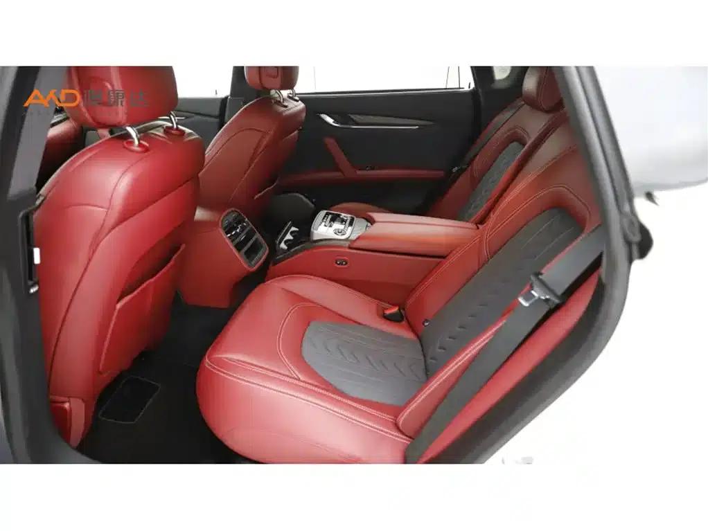 Maserati Quattroporte 3.0T 2022 GT — миниатюра 7