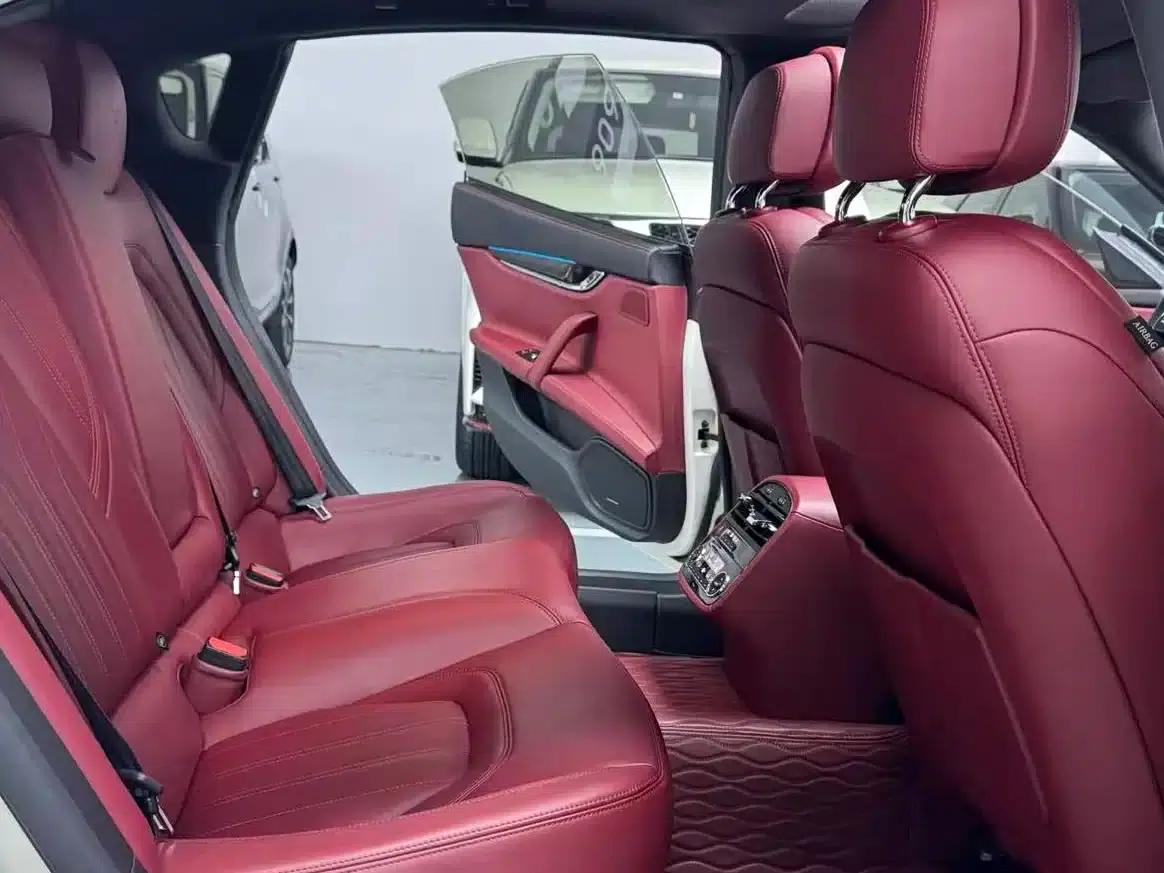 Presidential Edition 2017 3.0T Standard Edition — миниатюра 14
