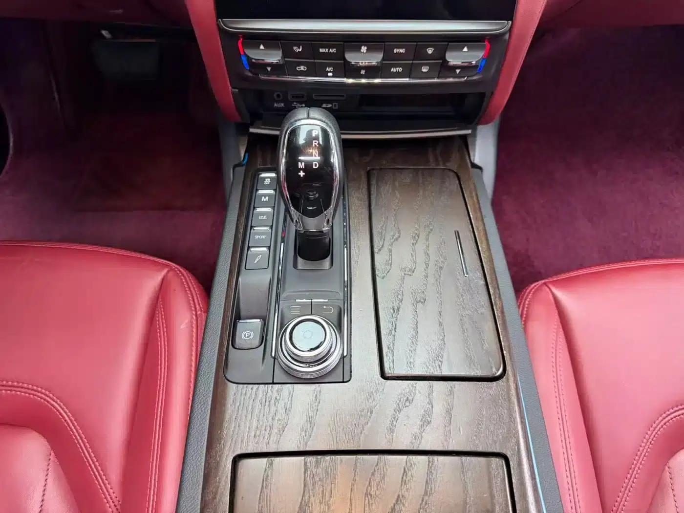 Presidential Edition 2017 3.0T Standard Edition — миниатюра 10