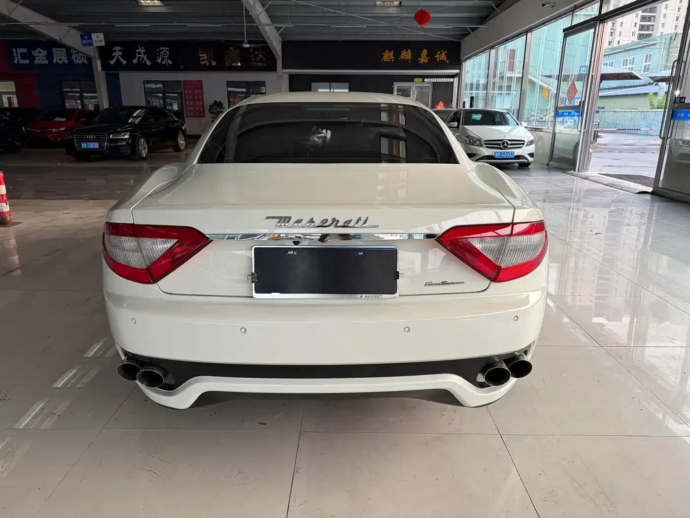 GranTurismo 2012 4.7L MC Stradale — миниатюра 3