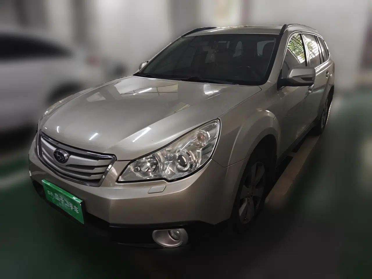 Subaru Outback 2011 2.5i Luxury Edition — миниатюра 1