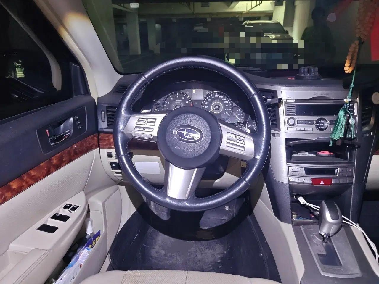 Subaru Outback 2011 2.5i Luxury Edition — миниатюра 11