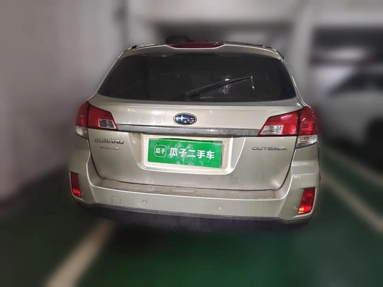 Subaru Outback 2011 2.5i Luxury Edition — миниатюра 5