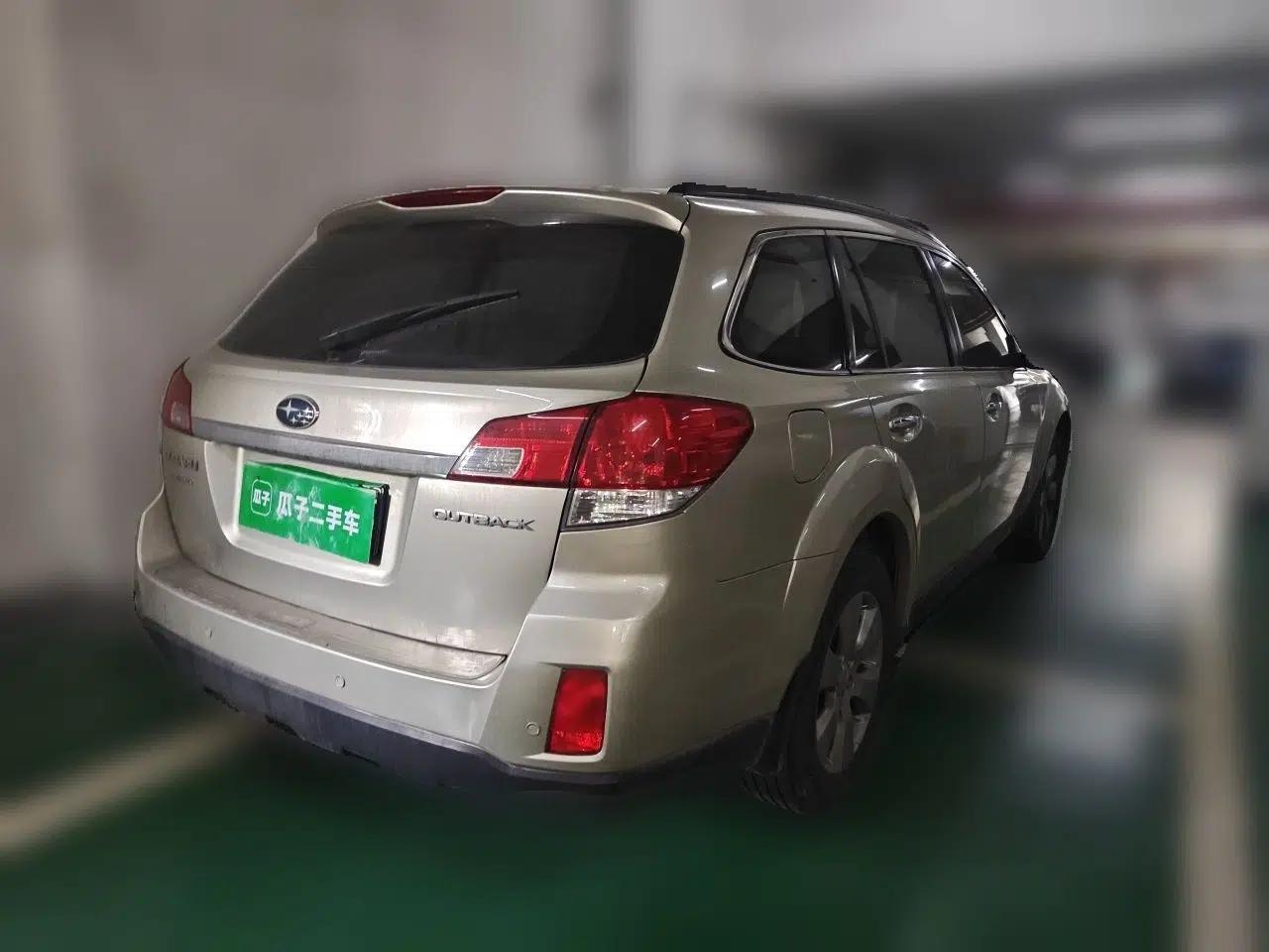 Subaru Outback 2011 2.5i Luxury Edition — миниатюра 6