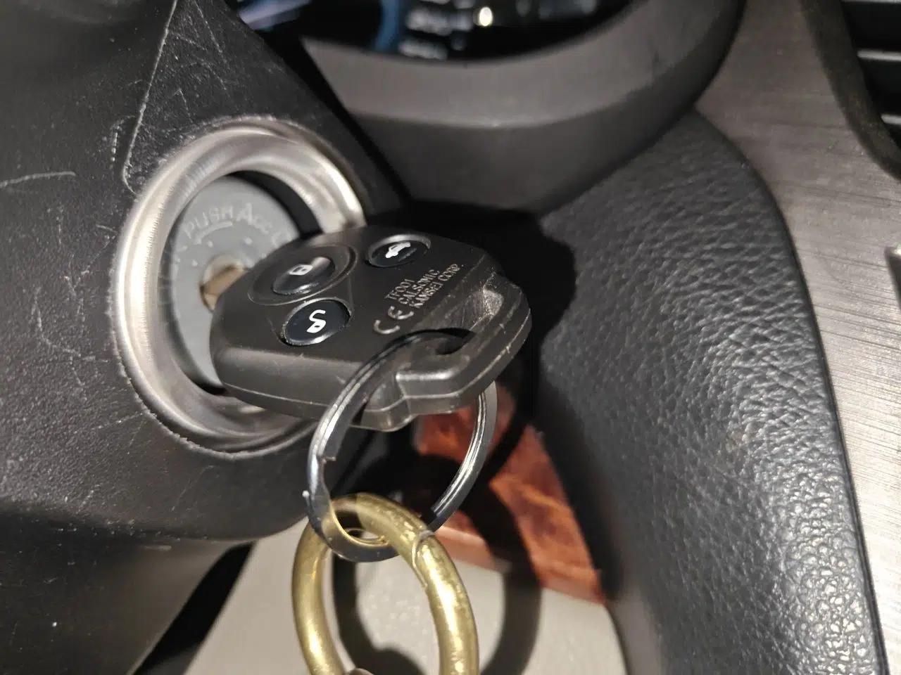 Subaru Outback 2011 2.5i Luxury Edition — миниатюра 9