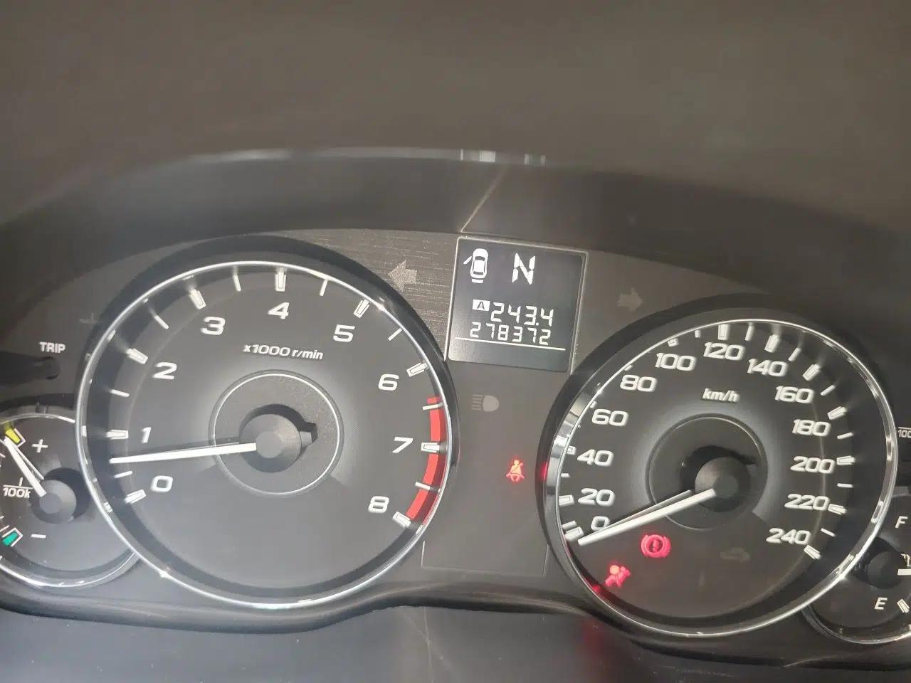 Subaru Outback 2012 2.5i Luxury Edition — миниатюра 13